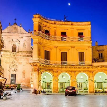 Appartamento Incantevole Finemente Arredato Martina Franca Exterior photo